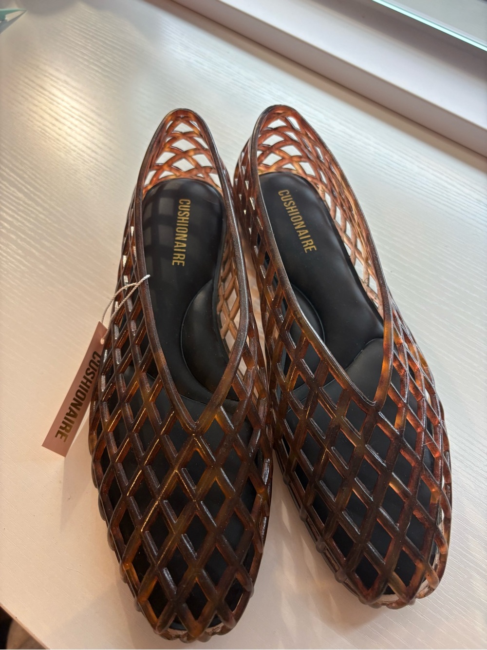 Cushionaire Women's Tortoiseshell Lattice Slip-On jelly flats